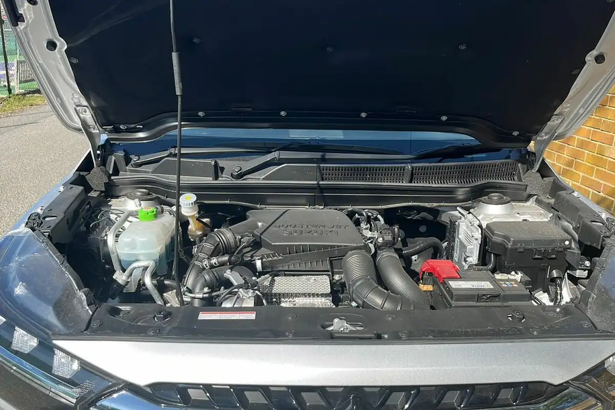 2024-suzuki-s-cross-14-boosterjet-motion-big-40