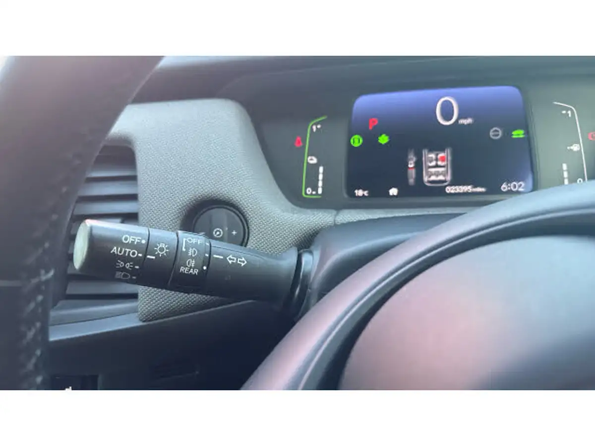 2022-honda-jazz-15-i-mmd-ex-109ps-big-15