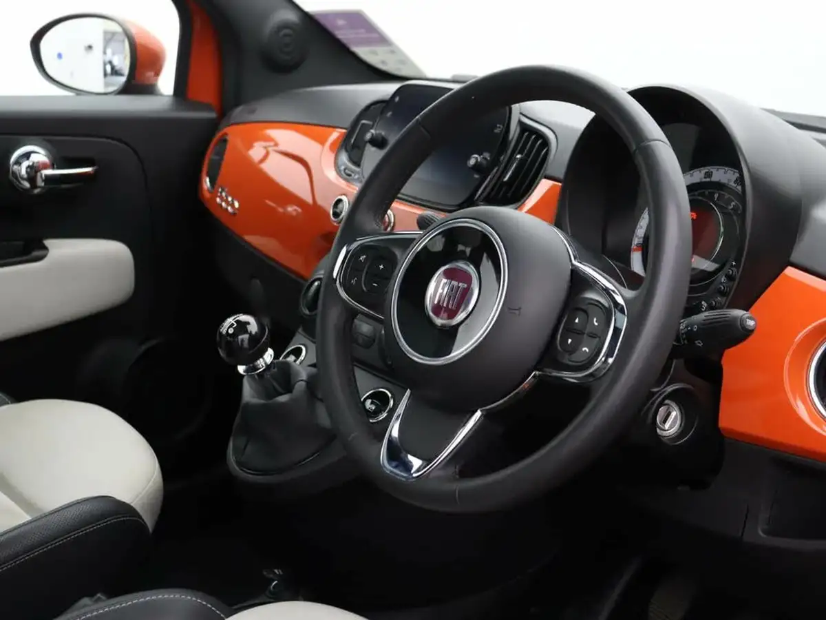 2022-fiat-500-10-dolcevita-big-18