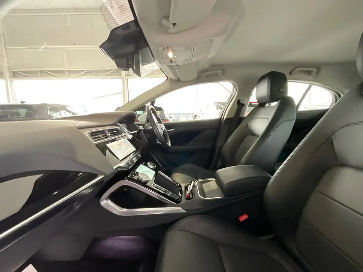 2019-jaguar-i-pace-ev400-s-big-17