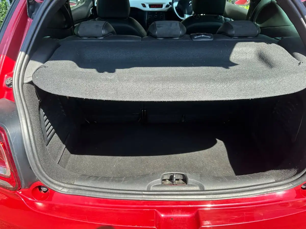 2014-citroen-ds3-12-dsign-by-benefit-big-9