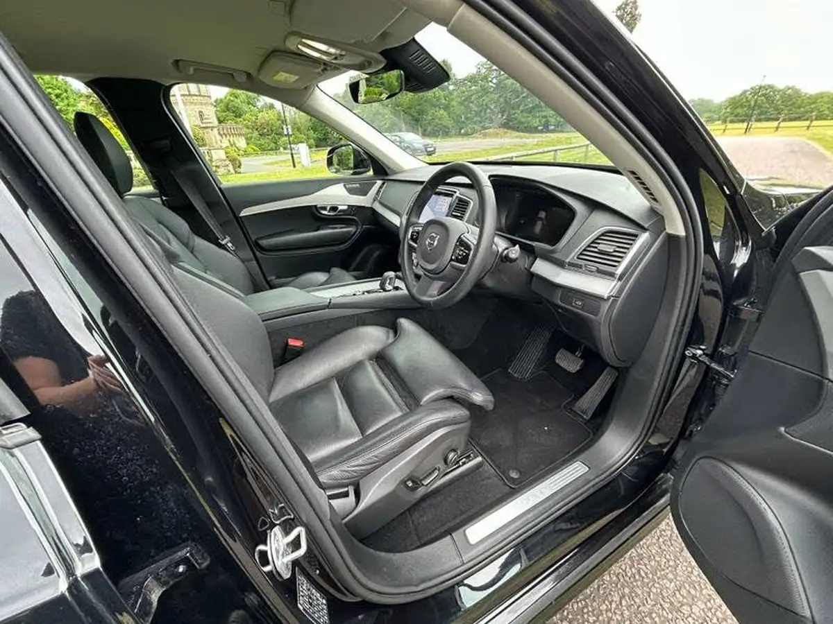 2023-volvo-xc90-20-b5-core-big-16