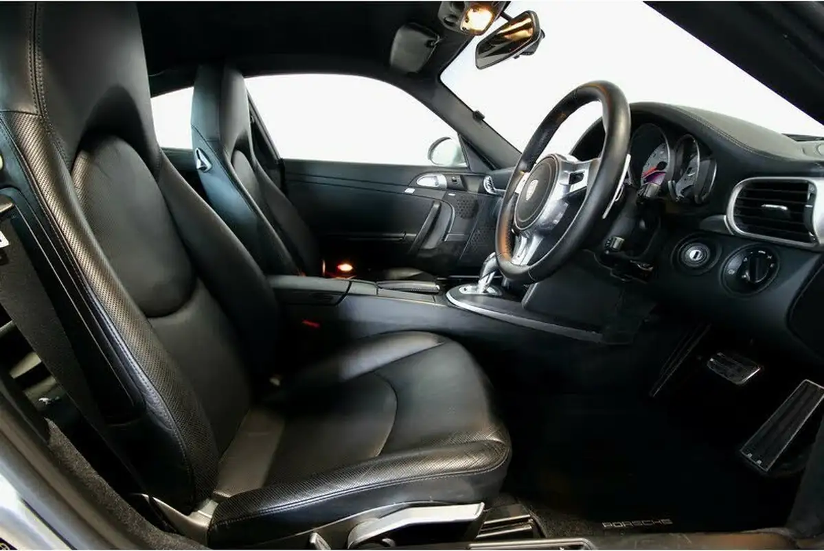 2009-porsche-911-big-10