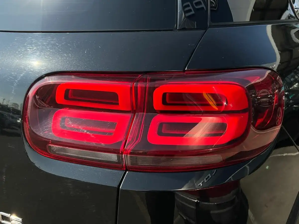 2022-citroen-c5-aircross-12-puretech-shine-ss-big-33