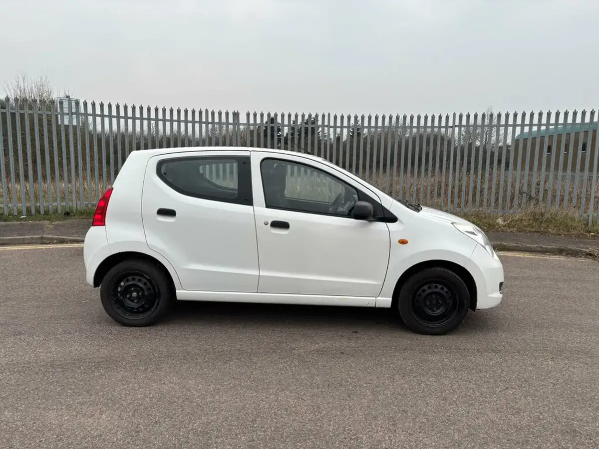 2014-suzuki-alto-10-sz-big-6