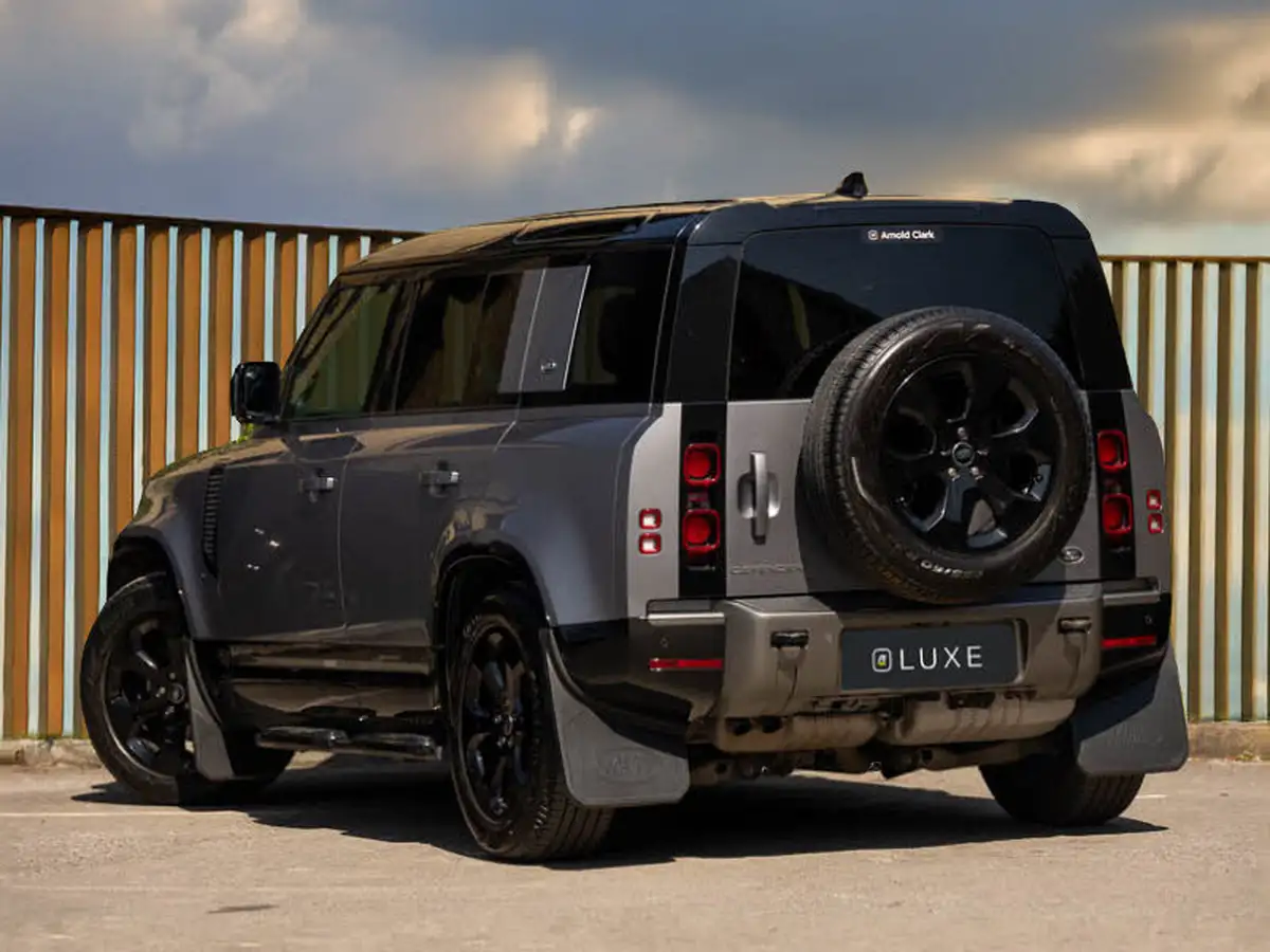 2021-land-rover-110-defender-30-d250-x-dynamic-s-big-1