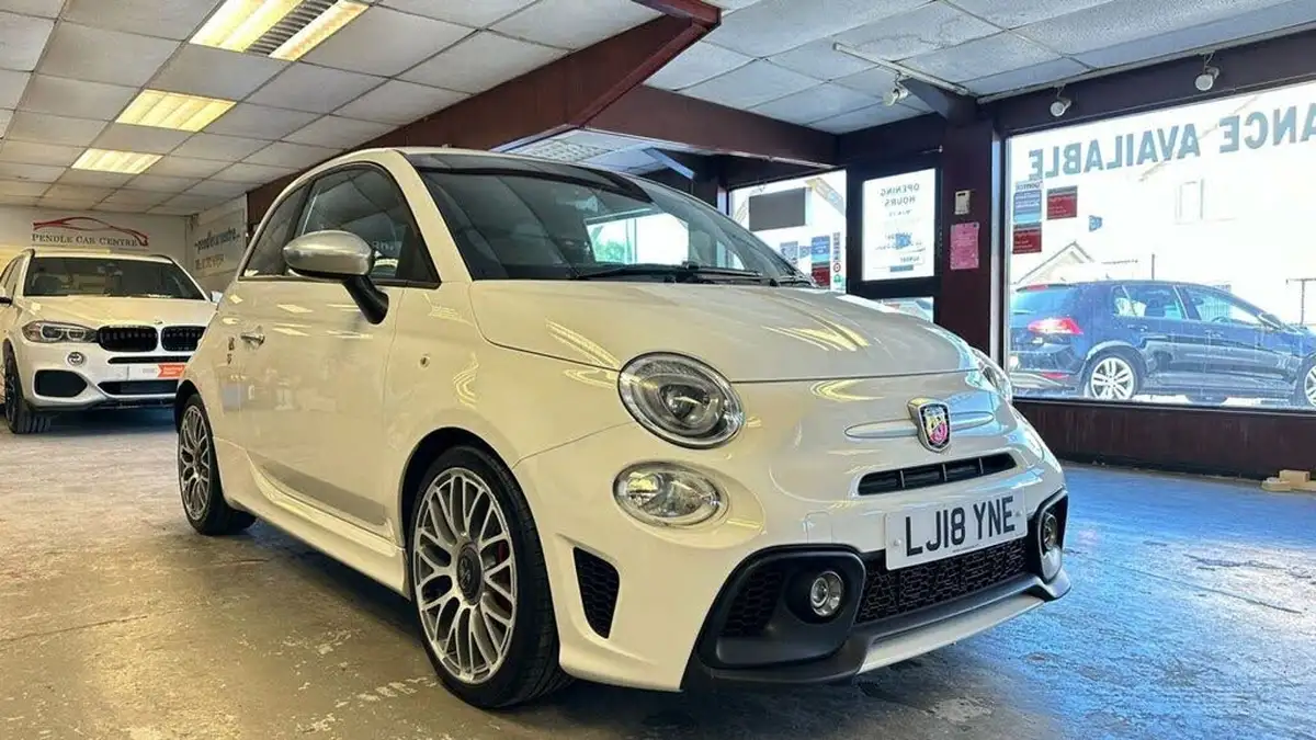 2018-abarth-595-14-tjet-turismo-big-7
