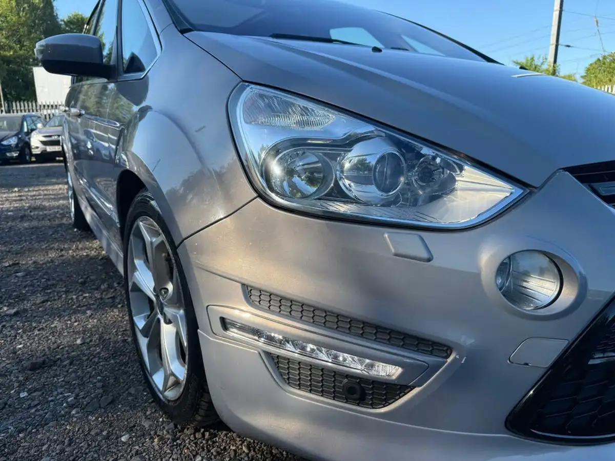 2011-ford-s-max-20-titanium-x-sport-239ps-1993cc-big-40