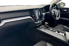 2019-volvo-v60-20td-d4-cross-country-small-14