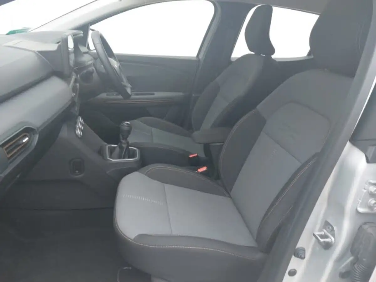2024-dacia-sandero-stepway-10-tce-extreme-90bhp-big-4