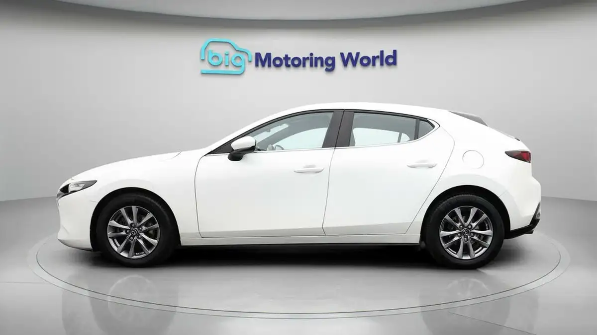 2020-mazda-mazda3-20-se-l-lux-122ps-hatchback-5d-big-3