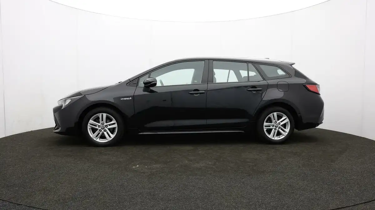 2020-toyota-corolla-18-vvt-i-icon-tech-spare-wheel-touring-sports-5d-big-67