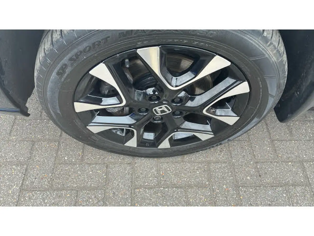 2023-honda-zr-v-20-i-mmd-advance-big-35