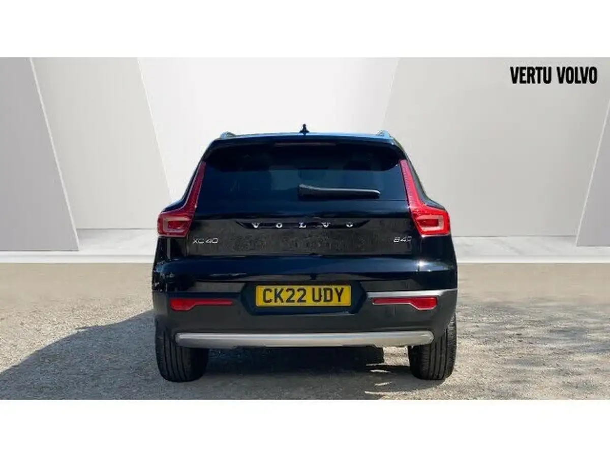 2022-volvo-xc40-20-b4-inscription-awd-big-12
