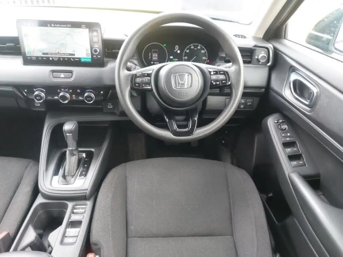 2022-honda-hr-v-15-i-mmd-elegance-big-6