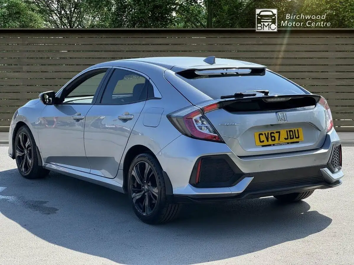 2017-honda-civic-10-vtec-turbo-sr-cvt-big-4