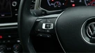 2020-volkswagen-t-roc-10-tsi-se-115ps-small-23