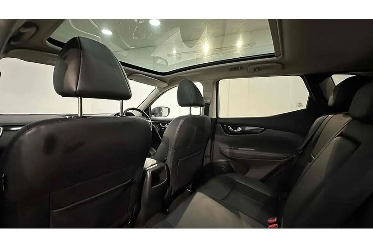 2016-nissan-qashqai-12-dig-t-tekna-xtronic-cvt-big-22