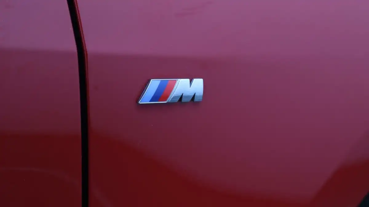 2021-bmw-1-series-20td-118d-m-sport-lcp-big-22