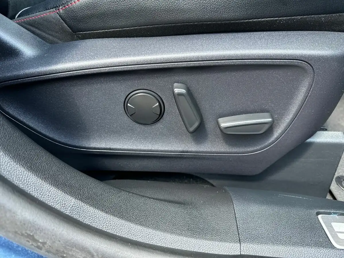 2022-ford-kuga-25t-st-line-x-edition-190ps-fhev-big-29