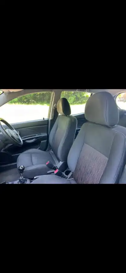 2010-kia-picanto-11-graphite-big-11