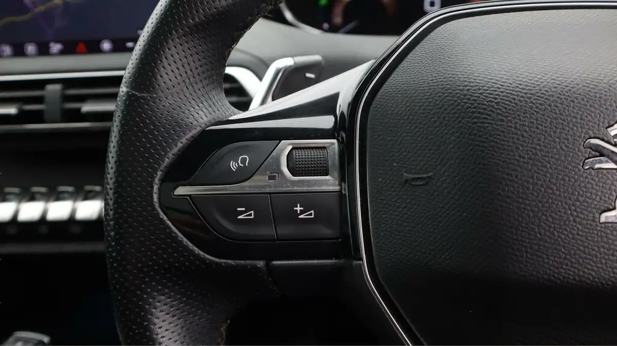 2019-peugeot-3008-suv-15-bluehdi-gt-line-premium-eat8-big-27