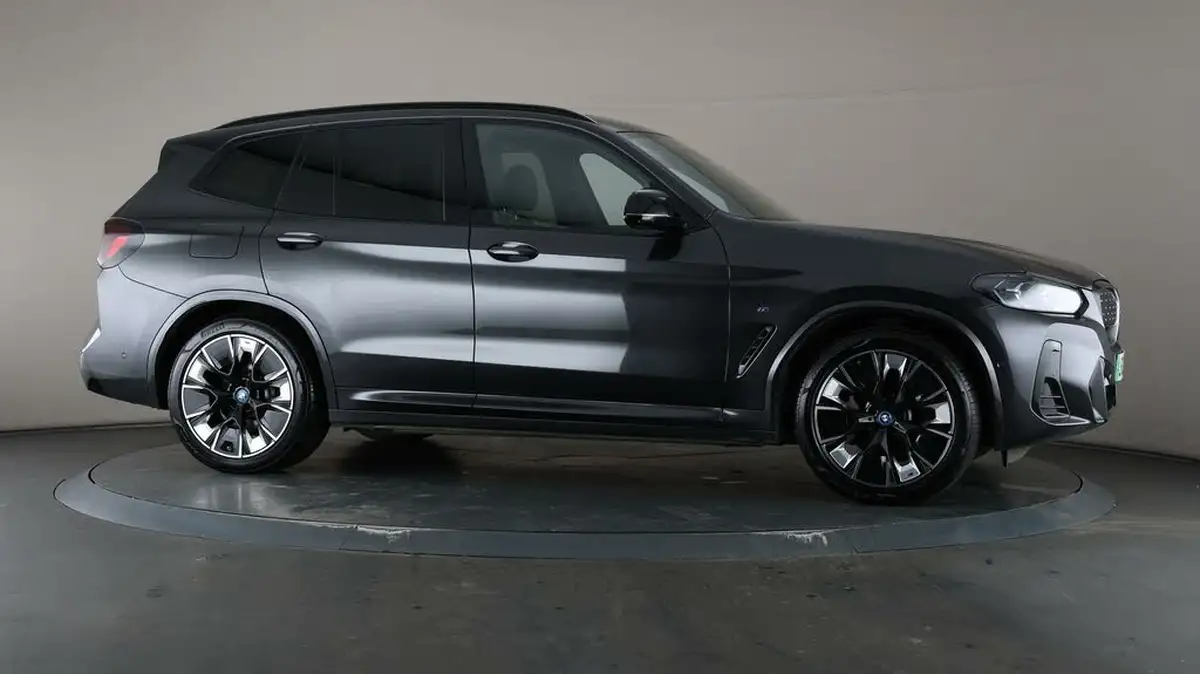 2022-bmw-ix3-e-m-sport-pro-big-58