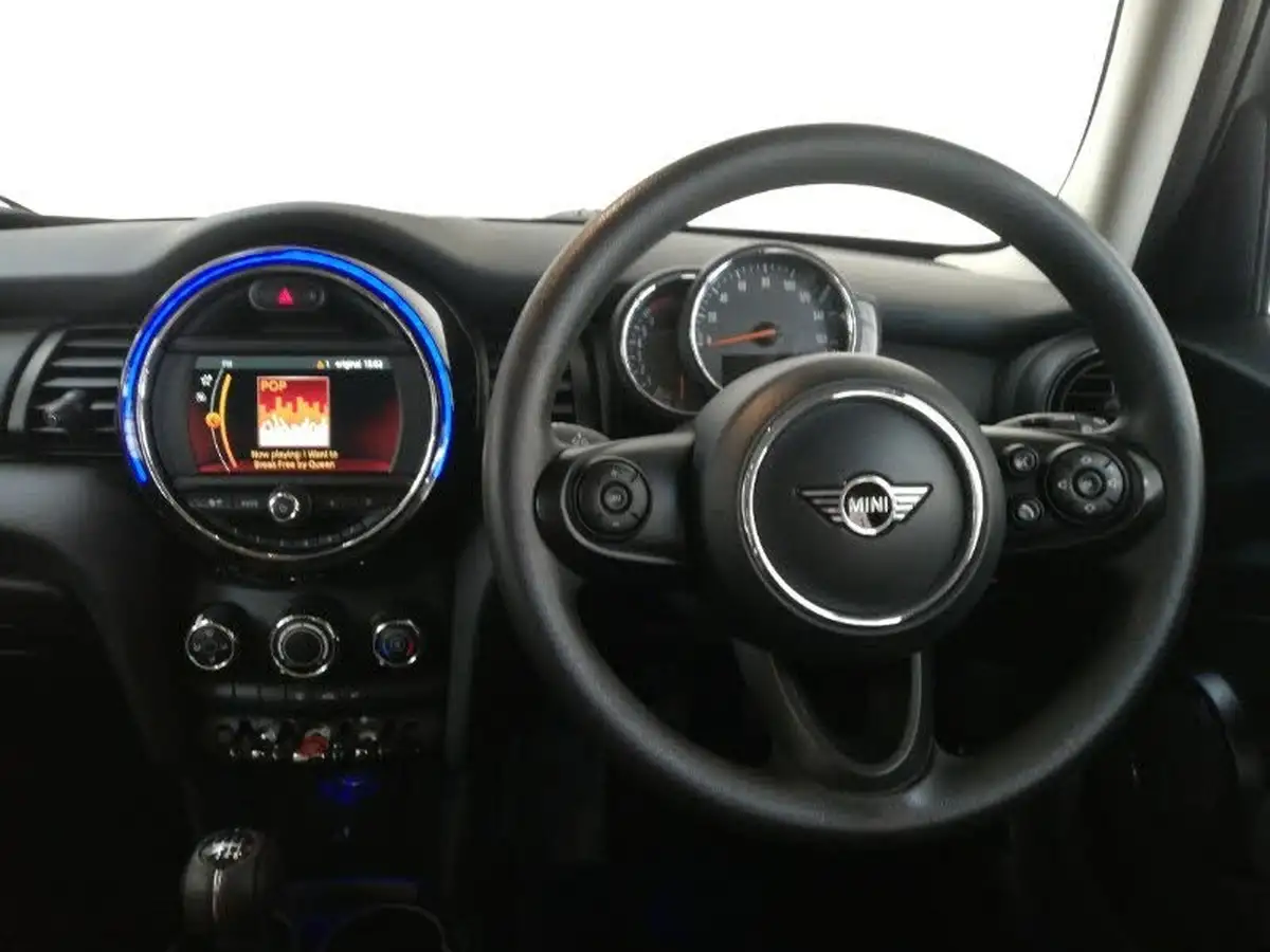 2020-mini-cooper-15-one-classic-5d-big-6