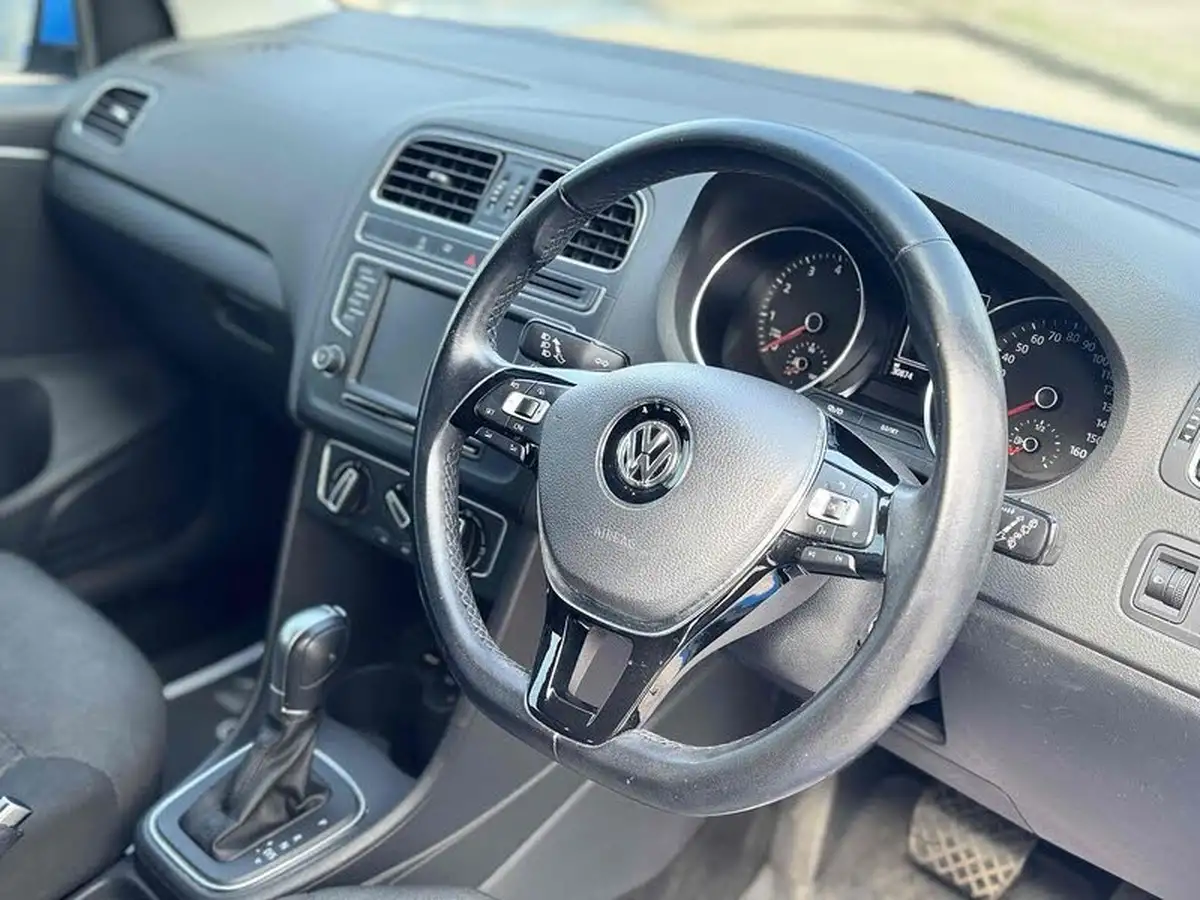 2015-volkswagen-polo-12-tsi-se-5d-dsg-big-17