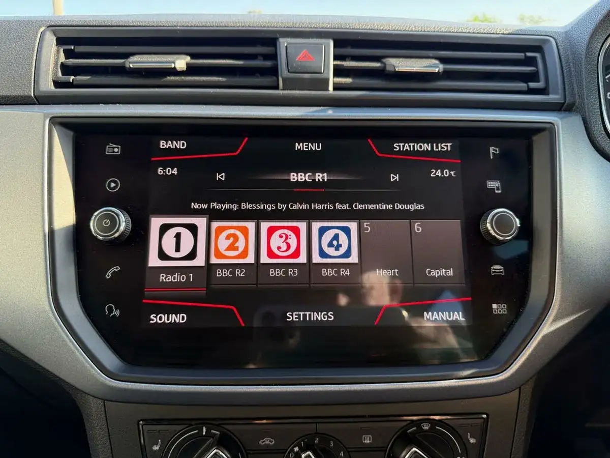2018-seat-arona-16tdi-se-technology-lux-big-38