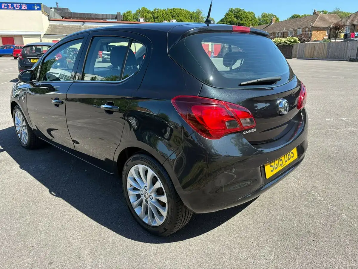 2015-vauxhall-corsa-12-se-70ps-5d-big-5