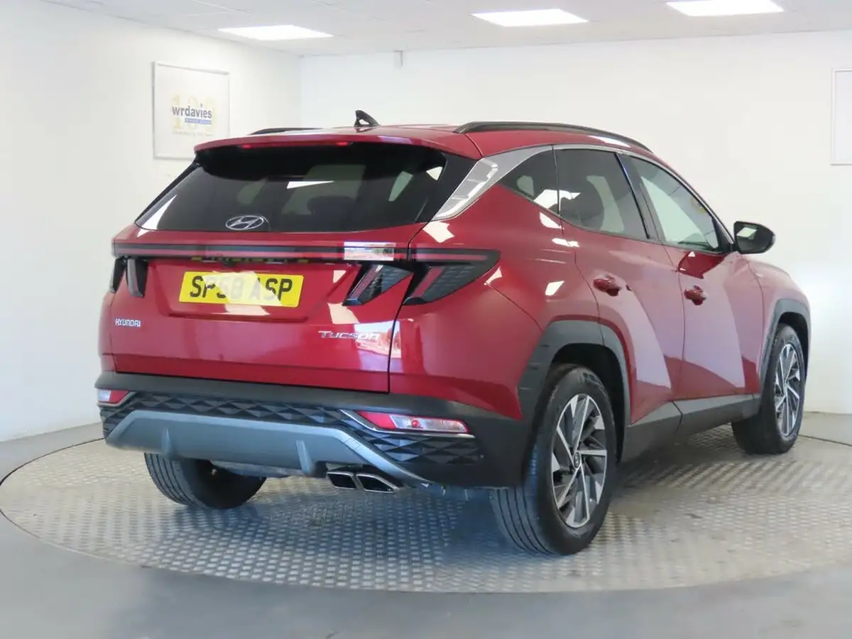 2022-hyundai-tucson-16-t-gdi-premium-150ps-48-volt-mhev-dct-big-6