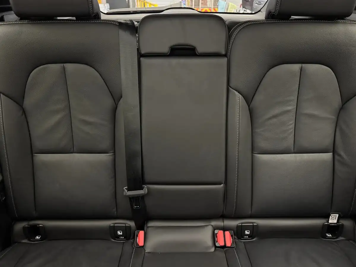 2023-volvo-xc40-20-b4-ultimate-big-13