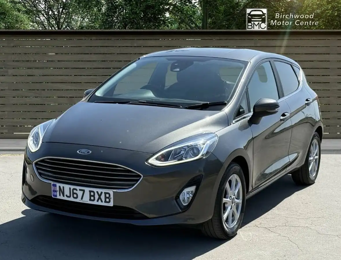 2017-ford-fiesta-10t-zetec-100ps-ecoboost-ss-5d-big-2