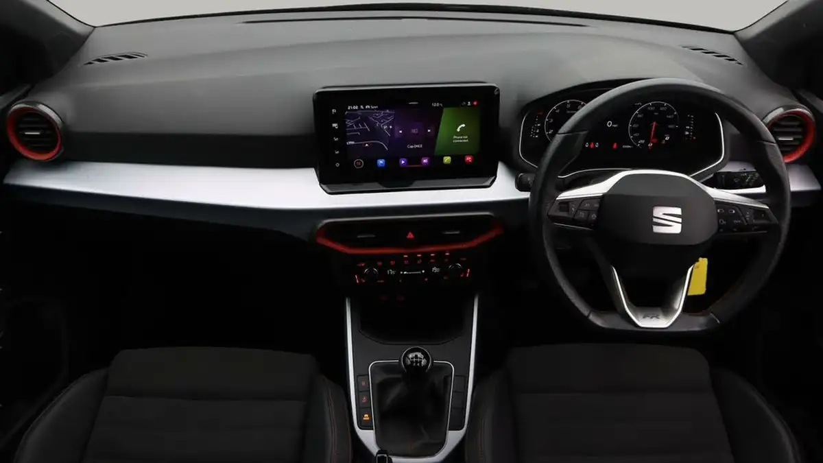 2022-seat-arona-10-tsi-fr-sport-big-13
