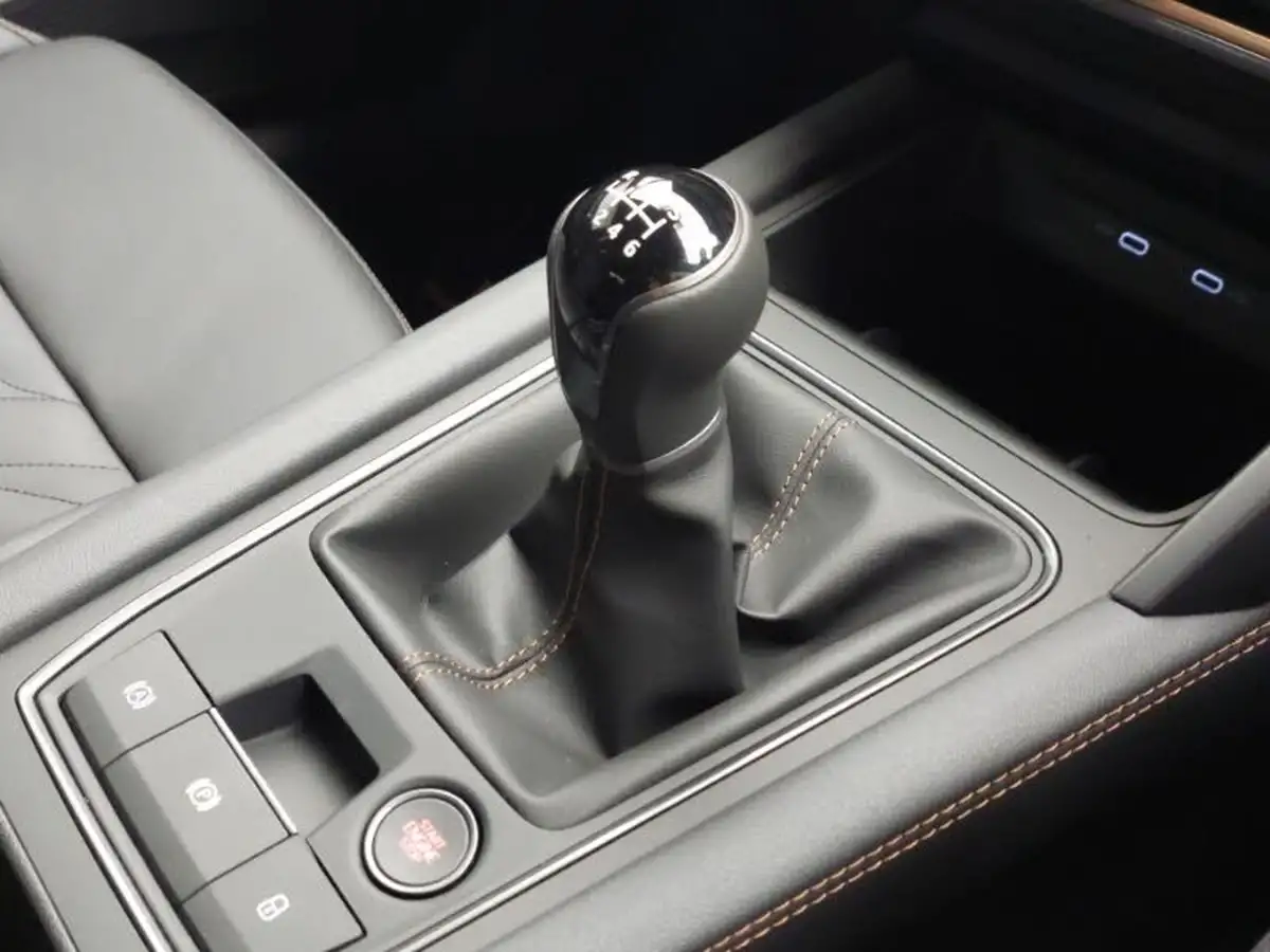 2024-cupra-formentor-15-tsi-v3-big-16