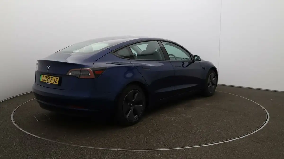 2021-tesla-model-3-e-standard-plus-big-51