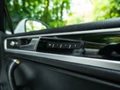 2017-volkswagen-touareg-30tdi-r-line-plus-262ps-ss-2967cc-small-18