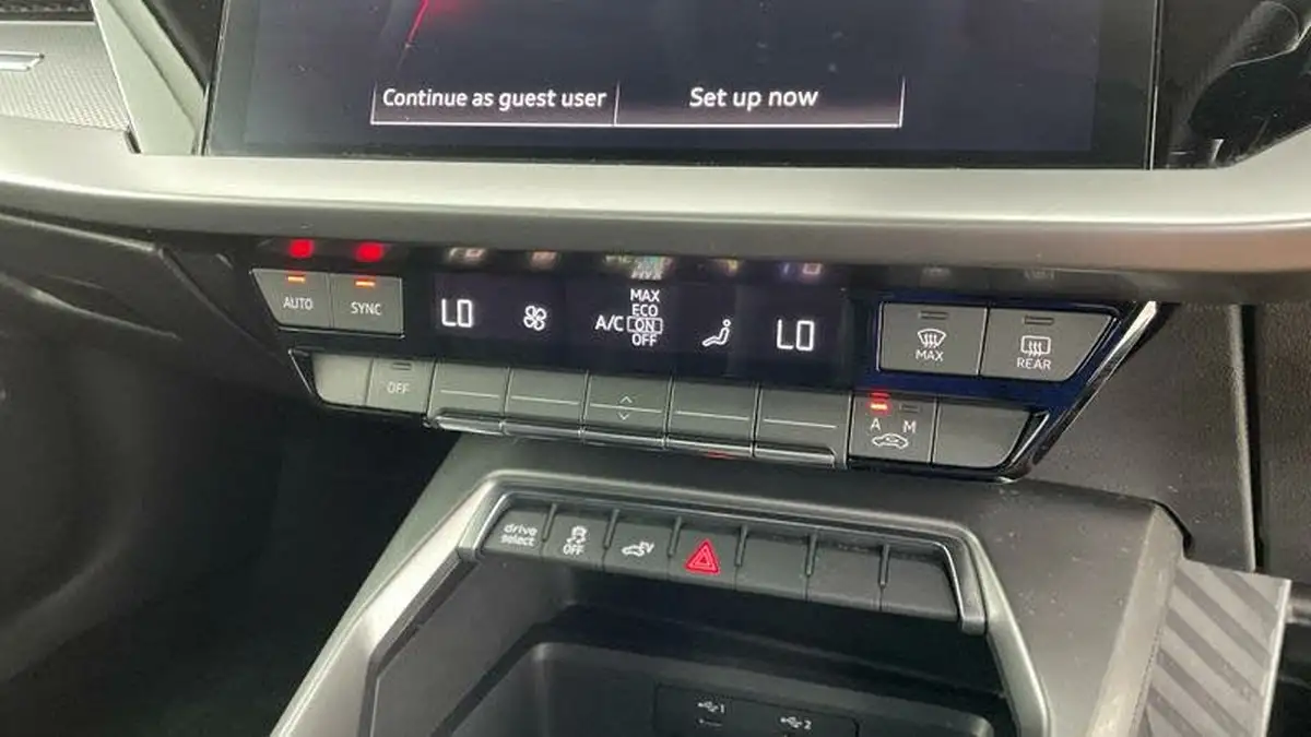 2021-audi-a3-14-40-tfsi-e-s-line-big-12