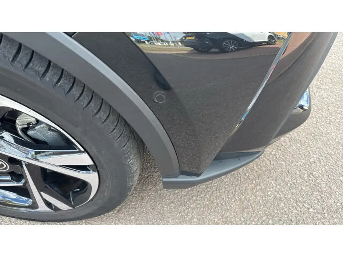2023-toyota-c-hr-20-vvt-i-design-big-38