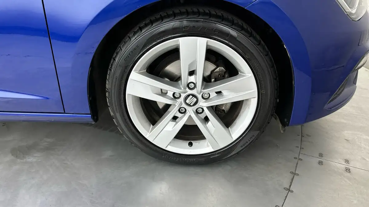 2020-seat-leon-15-tsi-evo-fr-black-edition-150ps-hatchback-big-26