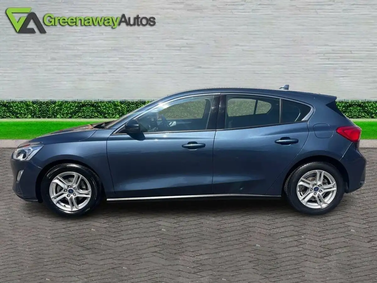 2018-ford-focus-10t-zetec-100ps-hatchback-big-8
