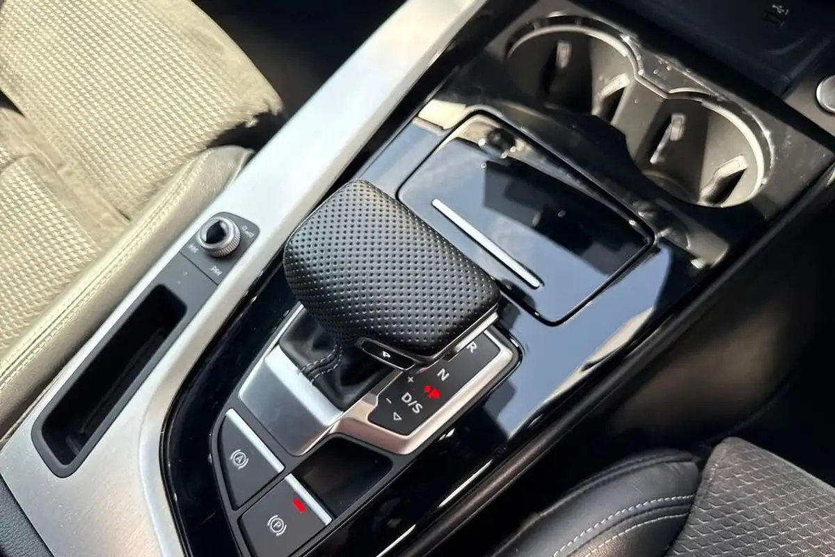 2019-audi-a4-avant-20-40-tfsi-sport-big-22