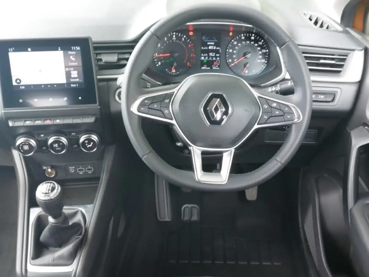 2021-renault-captur-10-tce-iconic-90ps-big-6