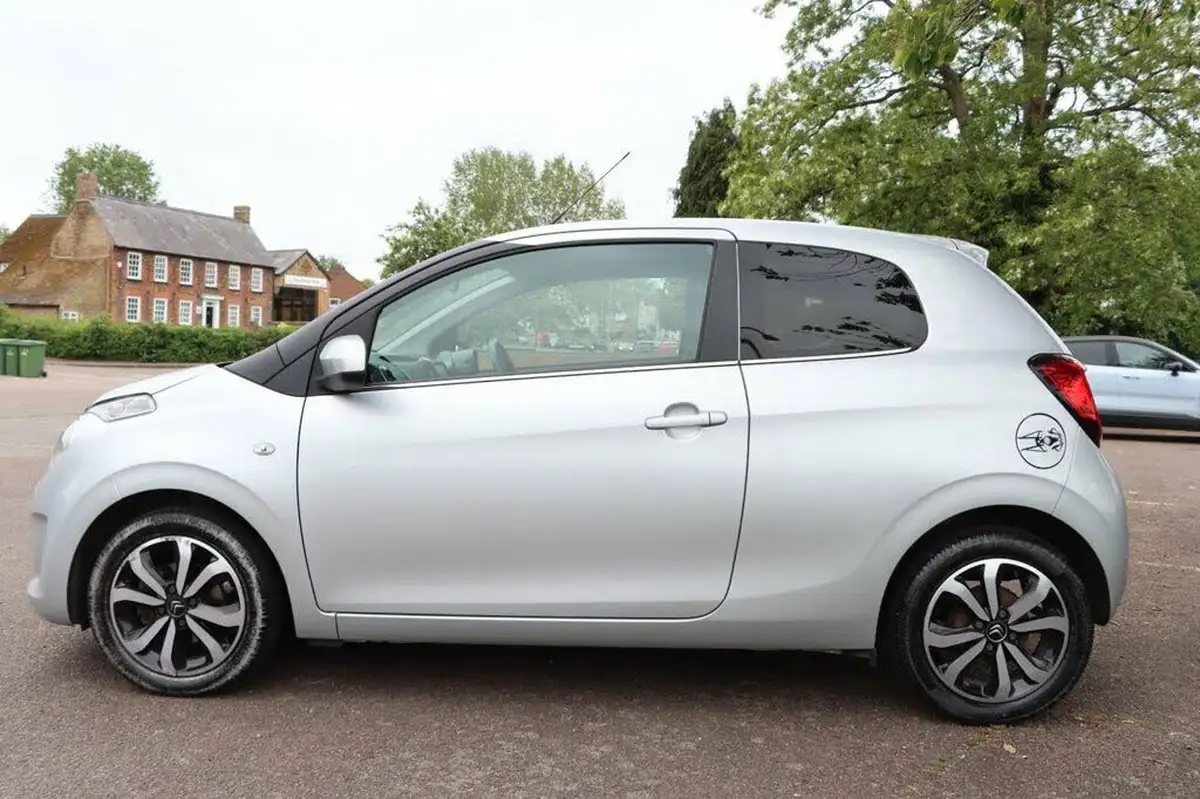 2014-citroen-c1-12-puretech-flair-3d-big-6