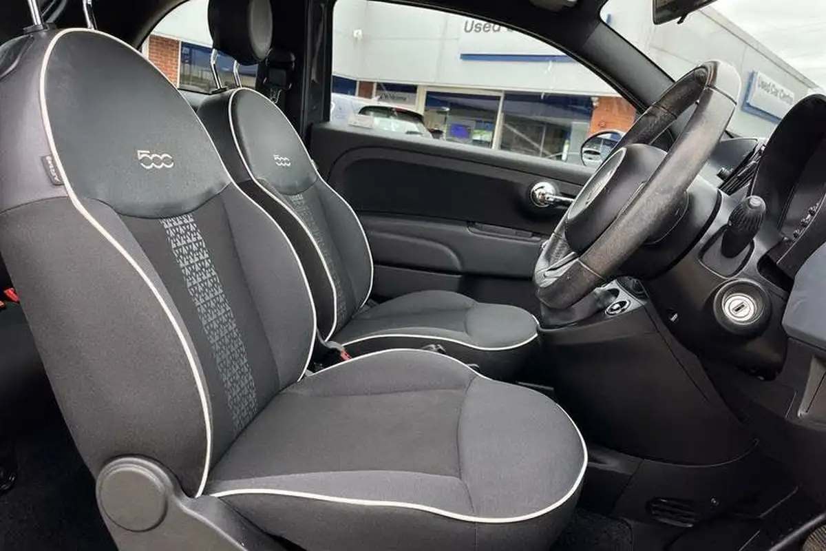 2019-fiat-500-12-sport-big-16