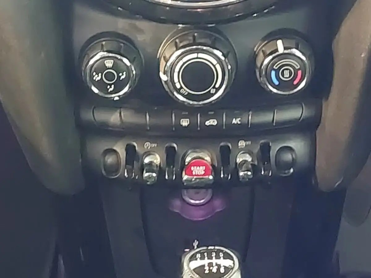 2021-mini-cooper-15-cooper-classic-hatchback-5d-big-10