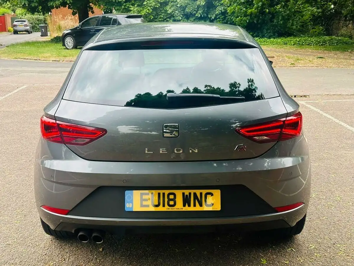 2017-seat-leon-14-ecotsi-fr-technology-hatchback-5d-big-6