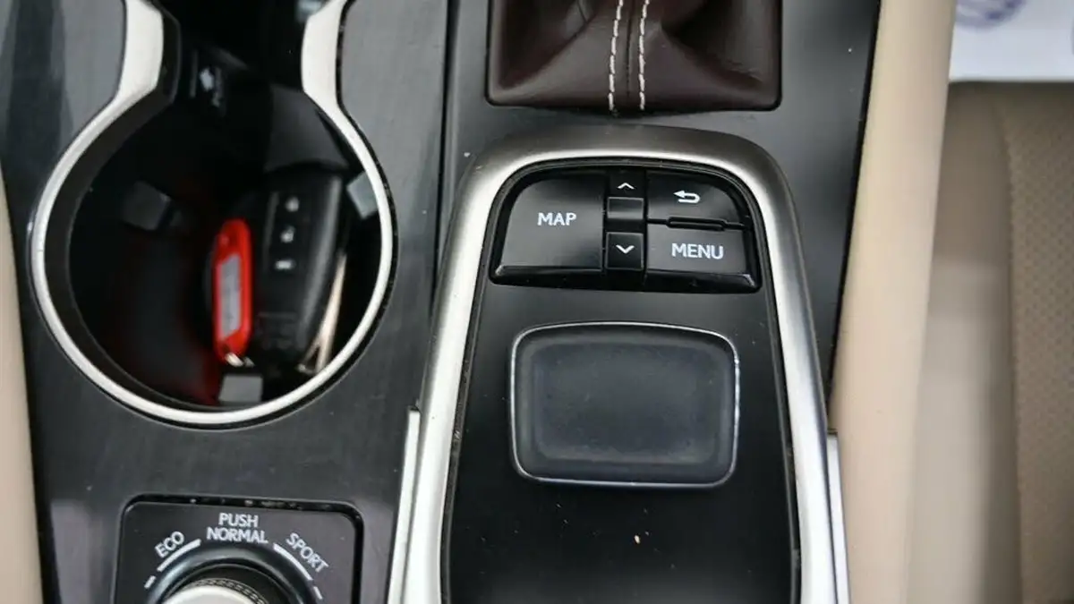 2019-lexus-rx-450h-35-rx-big-28