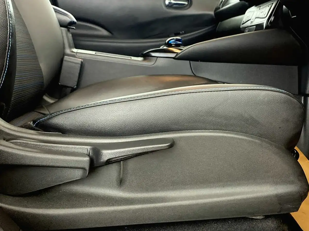 2019-nissan-leaf-e-n-connecta-big-13